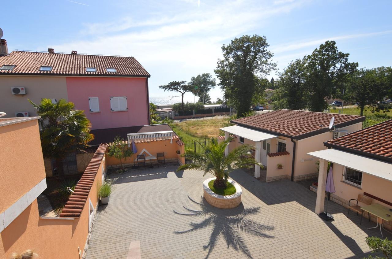 Apartmani Dekovic Materada Poreč Exterior foto