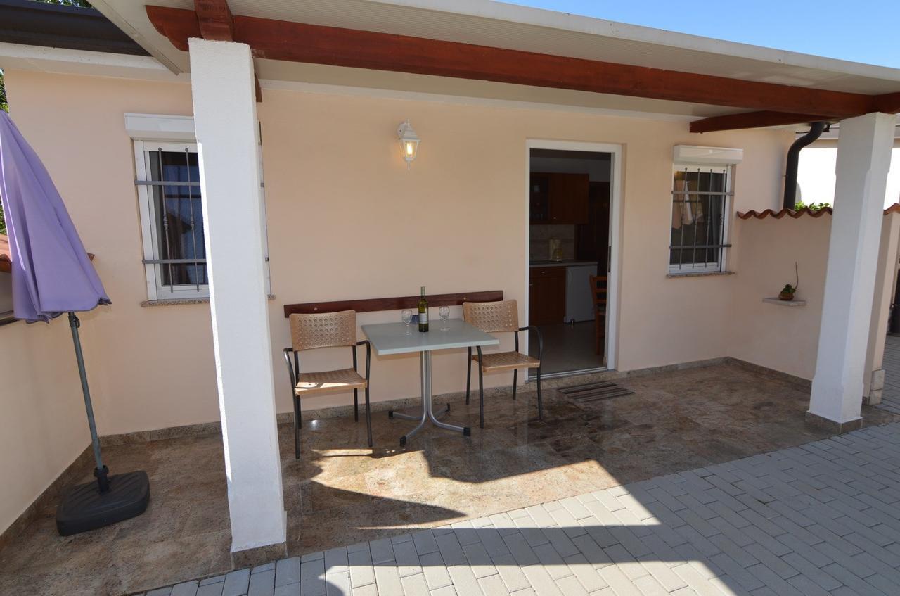Apartmani Dekovic Materada Poreč Zimmer foto