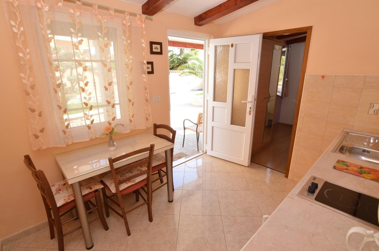 Apartmani Dekovic Materada Poreč Zimmer foto