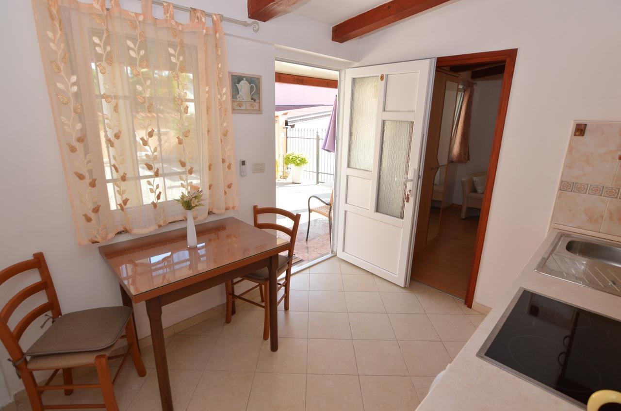 Apartmani Dekovic Materada Poreč Zimmer foto