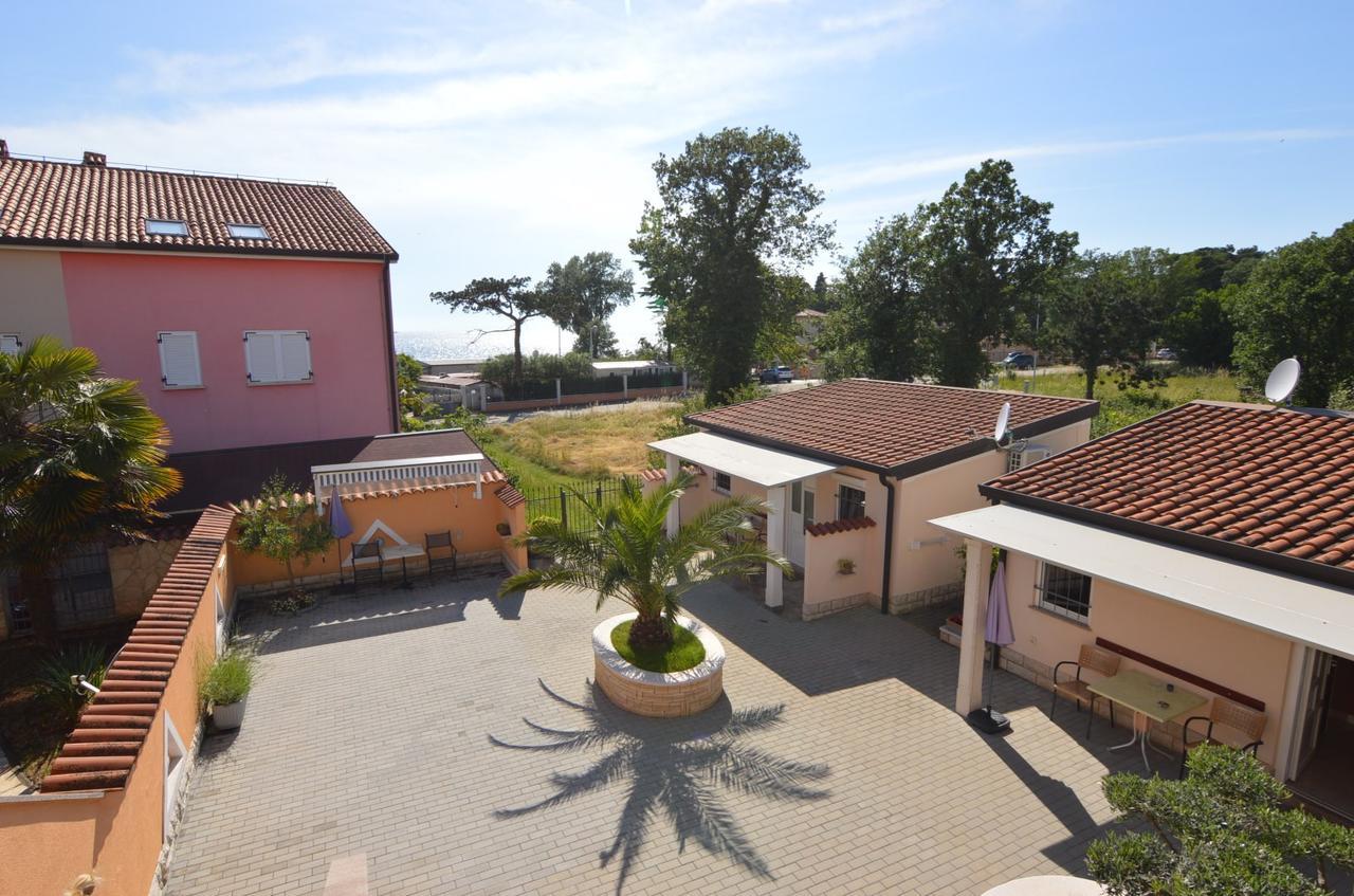 Apartmani Dekovic Materada Poreč Zimmer foto
