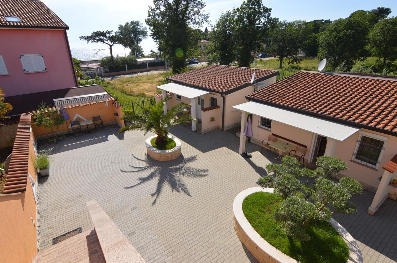 Apartmani Dekovic Materada Poreč Zimmer foto